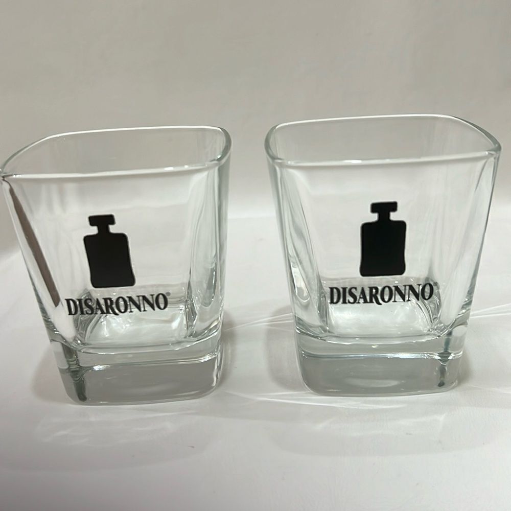 Disaronno Ameratto Glass 3 3/4 Tall 3 1/4 Top Black Bottle Rocks Low Ball Set 2